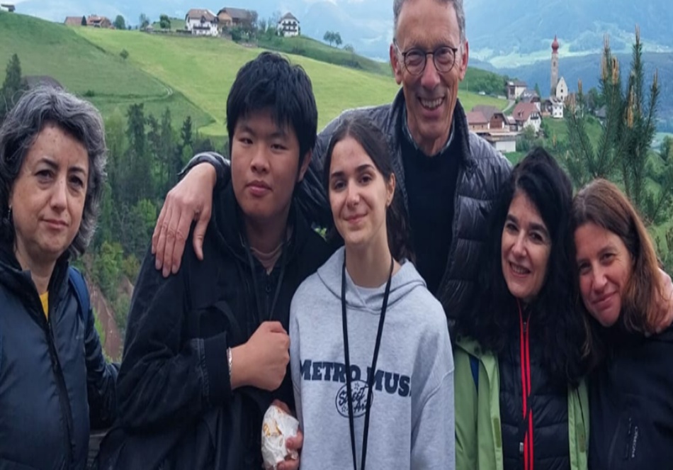 Schools beyond regions and borders:proyecto europeo